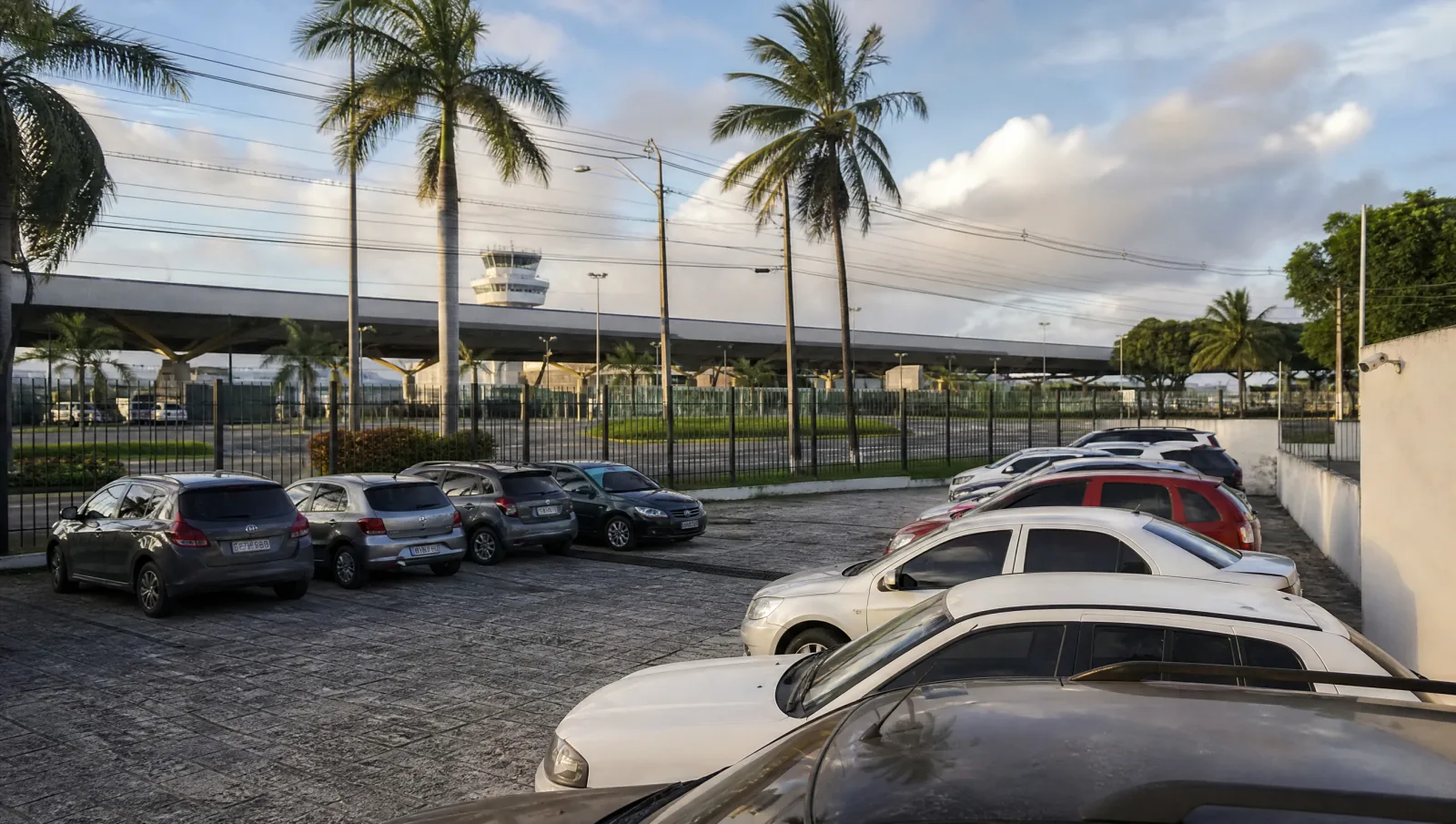 Top 5 estacionamentos baratos no aeroporto de Goiânia